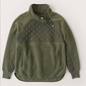 Abercrombie snap up fleece
